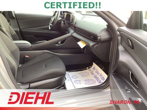 Certified 2025 Hyundai Elantra Sport w/ Cargo Package image 18