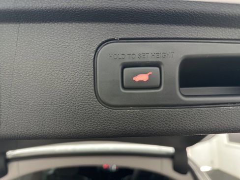 Used 2023 Honda Odyssey Touring image 39