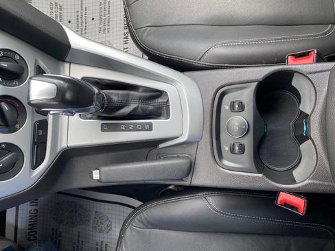 Used 2014 Ford Focus SE w/ Equipment Group 201A FWD image 16