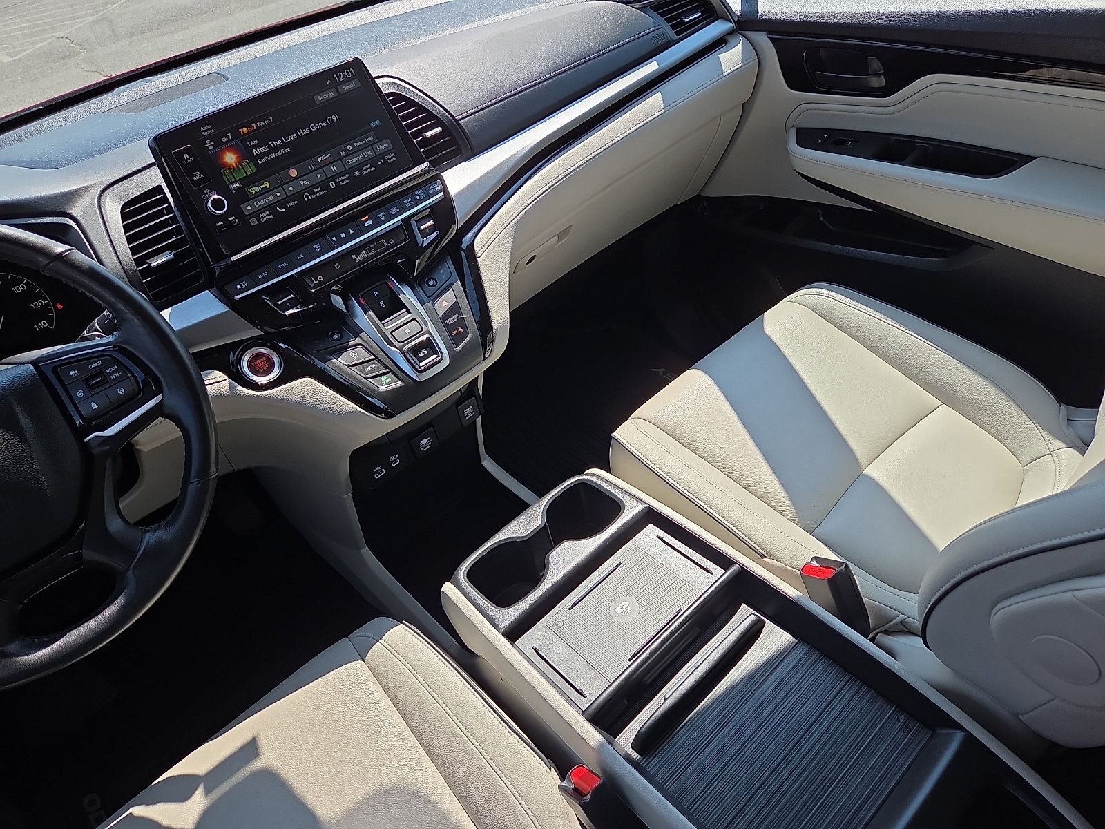 Used 2025 Honda Odyssey Touring image 14