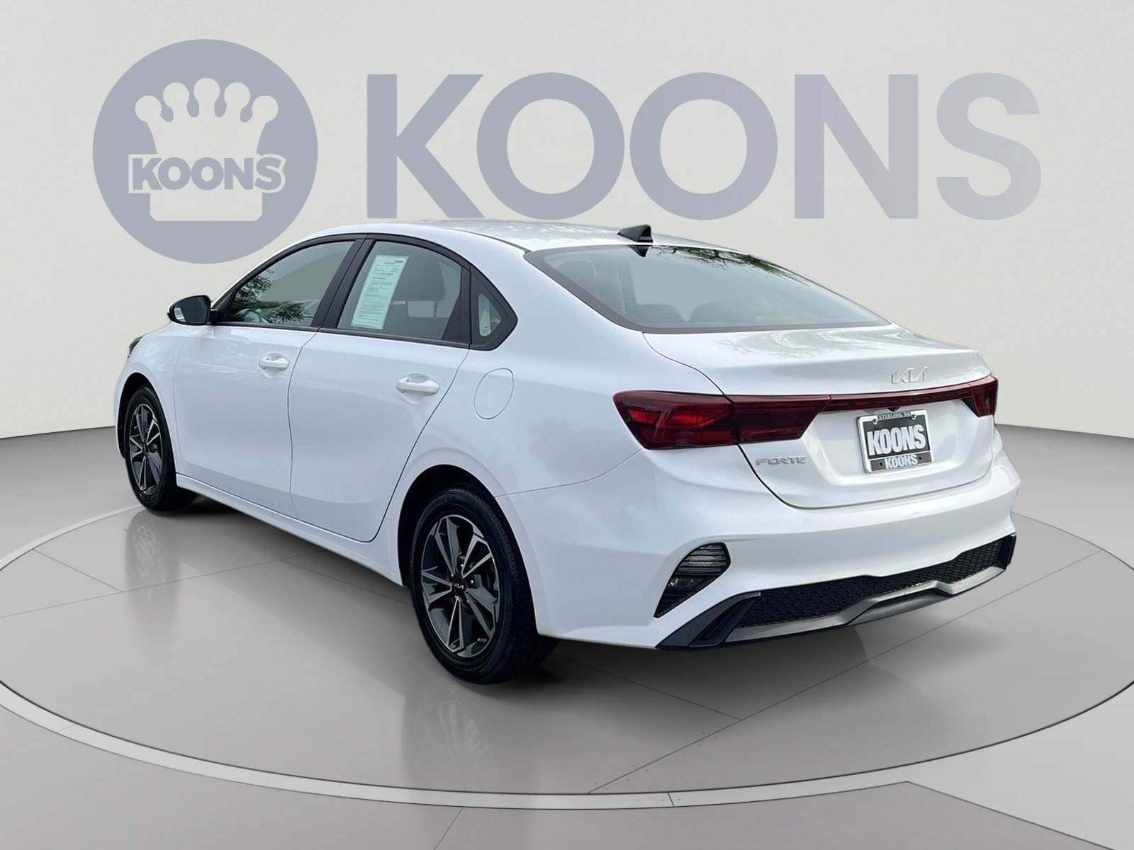 Used 2024 Kia Forte LXS FWD image 8