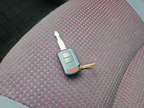 Used 2020 Mitsubishi Mirage G4 LE FWD image 28