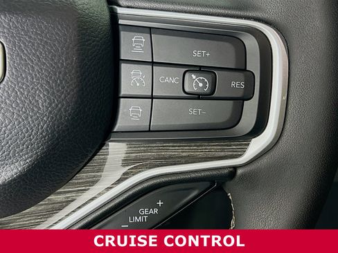 Used 2022 Jeep Wagoneer Series II image 16