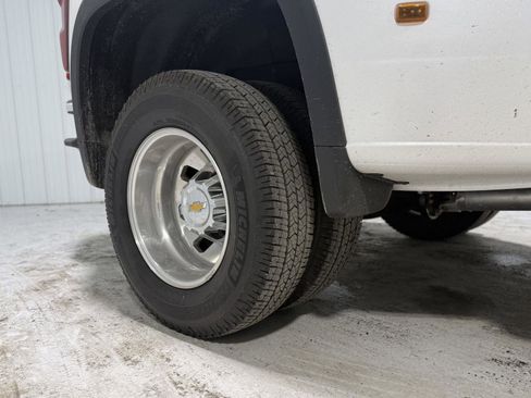 Used 2025 Chevrolet Silverado 3500 High Country w/ High Country Premium Package image 33