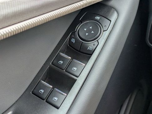 Used 2025 Ford Explorer Active image 29