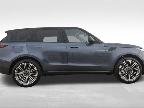 New 2026 Land Rover Range Rover Sport SE image 4