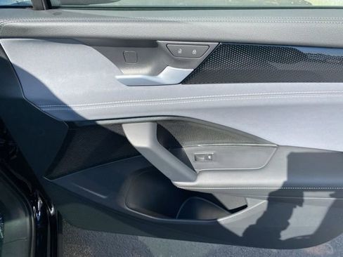 New 2025 Volkswagen Tiguan SE AWD/4WD image 47