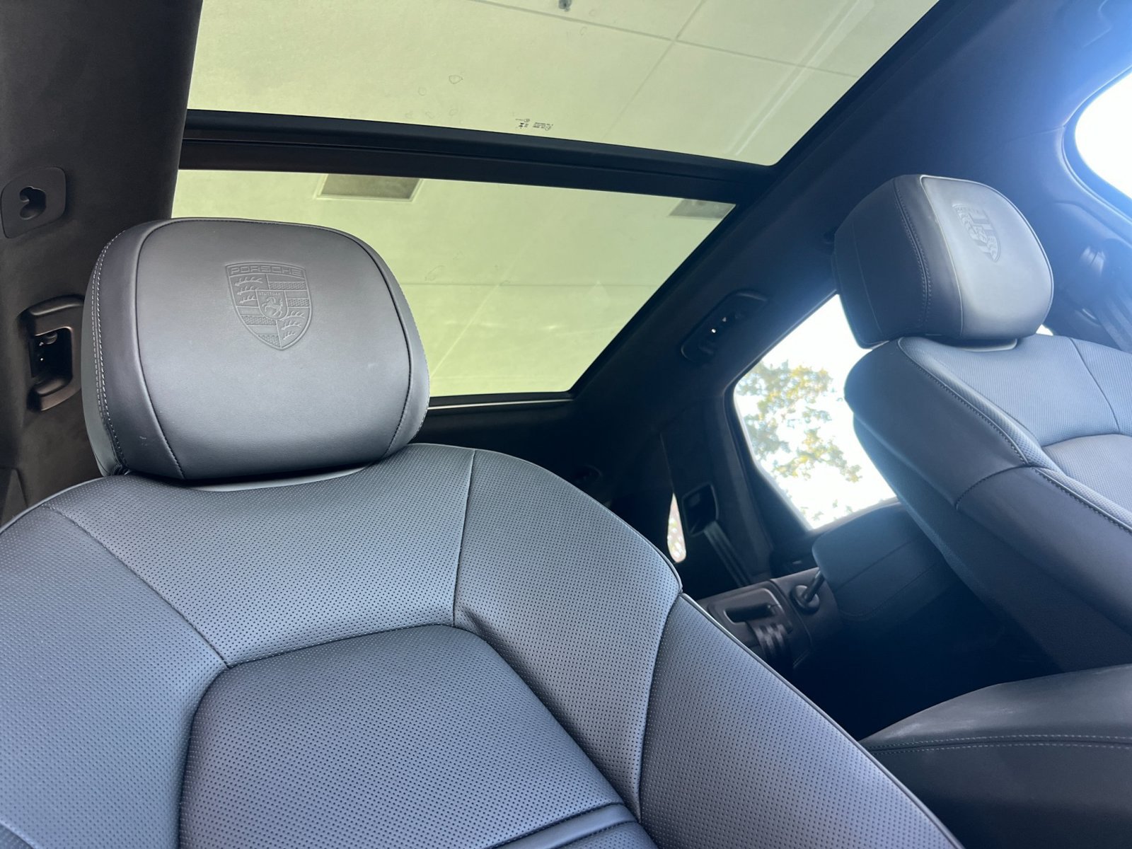 Certified 2026 Porsche Cayenne GTS AWD/4WD image 17