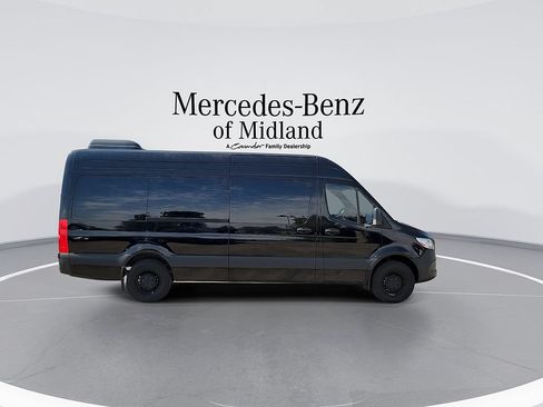 Certified 2024 Mercedes-Benz Sprinter 2500 image 9