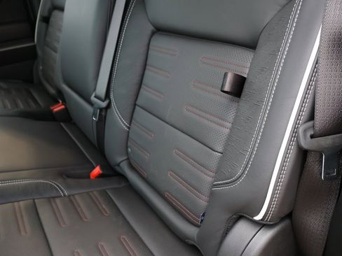 New 2026 GMC Sierra 1500 AT4X w/ LPO, Black Badging Package image 28