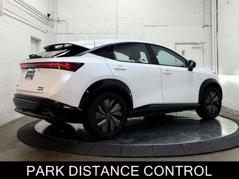 Used 2024 Nissan Ariya AWD image 8