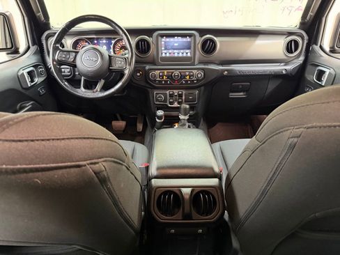 Used 2019 Jeep Wrangler Unlimited Sport S AWD/4WD image 28