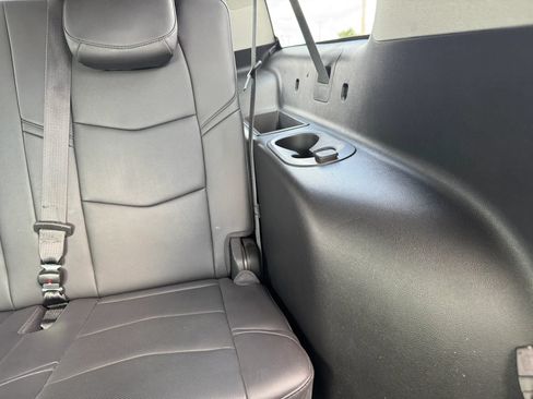 Used 2018 Cadillac Escalade ESV Luxury AWD/4WD image 40