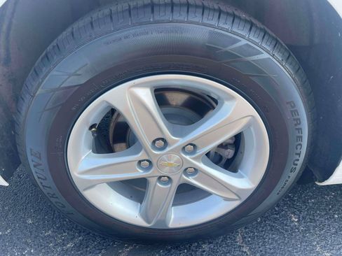 Used 2020 Chevrolet Malibu LS w/ Driver Confidence Package II FWD image 10