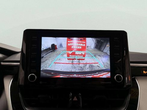 Used 2022 Toyota Corolla LE FWD image 25