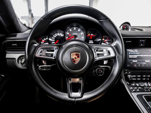 Used 2017 Porsche 911 Carrera 4S AWD/4WD image 10