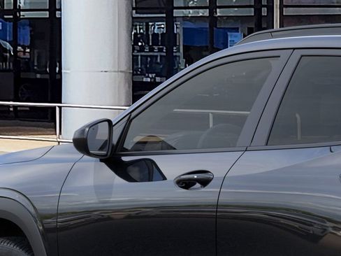 New 2026 Chevrolet Trax LT image 12