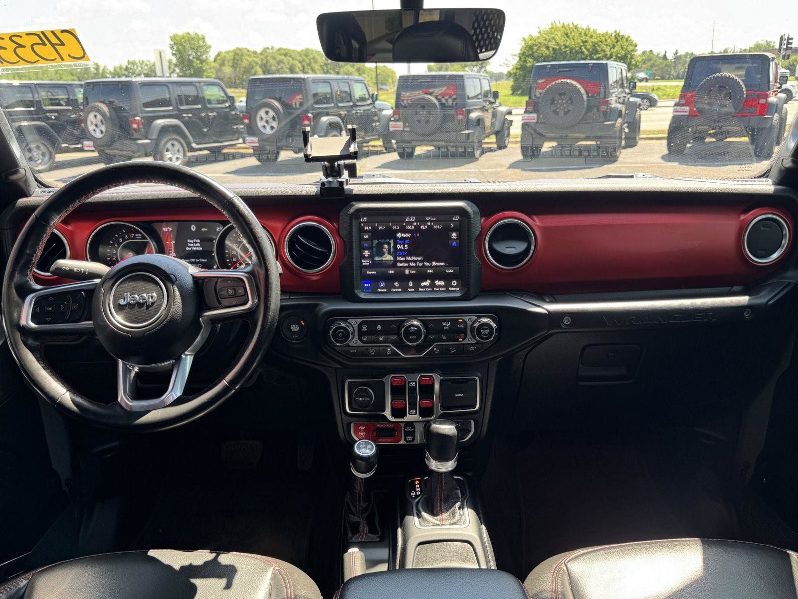 Used 2021 Jeep Wrangler Unlimited Rubicon w/ Uconnect 4C Nav & Sound Group AWD/4WD image 25