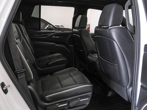 Used 2021 Cadillac Escalade Sport RWD image 33