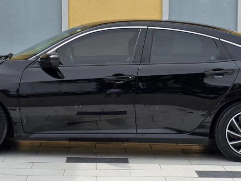 Used 2019 Honda Civic LX image 4