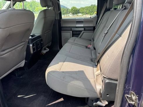Used 2016 Ford F150 XLT w/ Equipment Group 302A Luxury AWD/4WD image 11