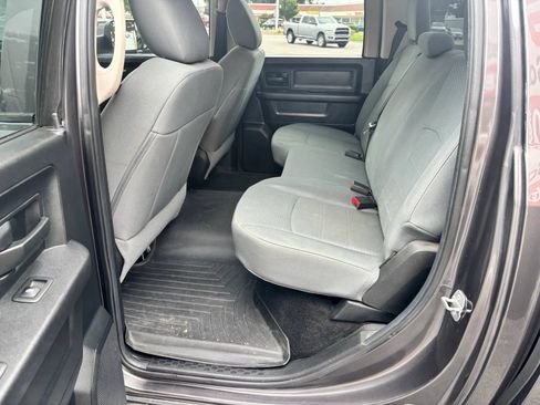 Used 2014 RAM 1500 Express AWD/4WD image 17