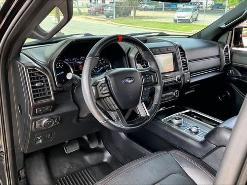 Used 2019 Ford Expedition Max Limited w/ Equipment Group 303A AWD/4WD image 18