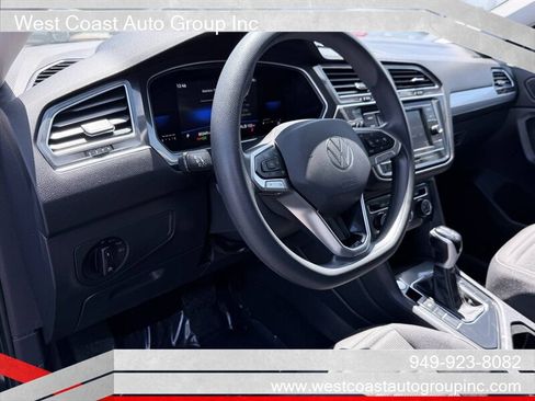 Used 2022 Volkswagen Tiguan S image 7
