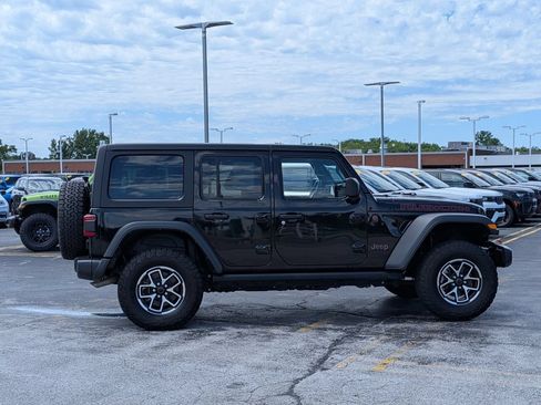 Used 2024 Jeep Wrangler Unlimited Rubicon AWD/4WD image 9