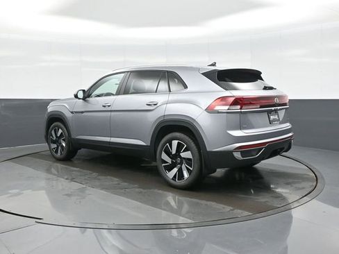 New 2026 Volkswagen Atlas Cross Sport SE image 5