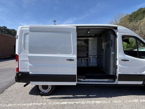 Used 2020 Ford Transit 250 Medium Roof image 26