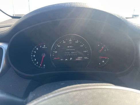 Used 2020 Kia Sorento SX image 9