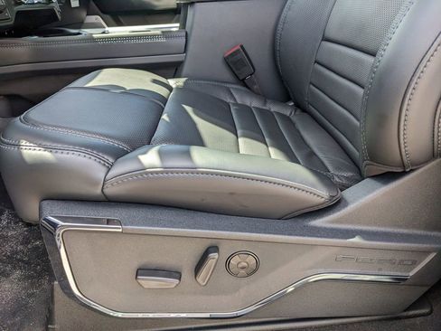 New 2026 Ford F250 Platinum w/ Tremor Off-Road Package AWD/4WD image 19