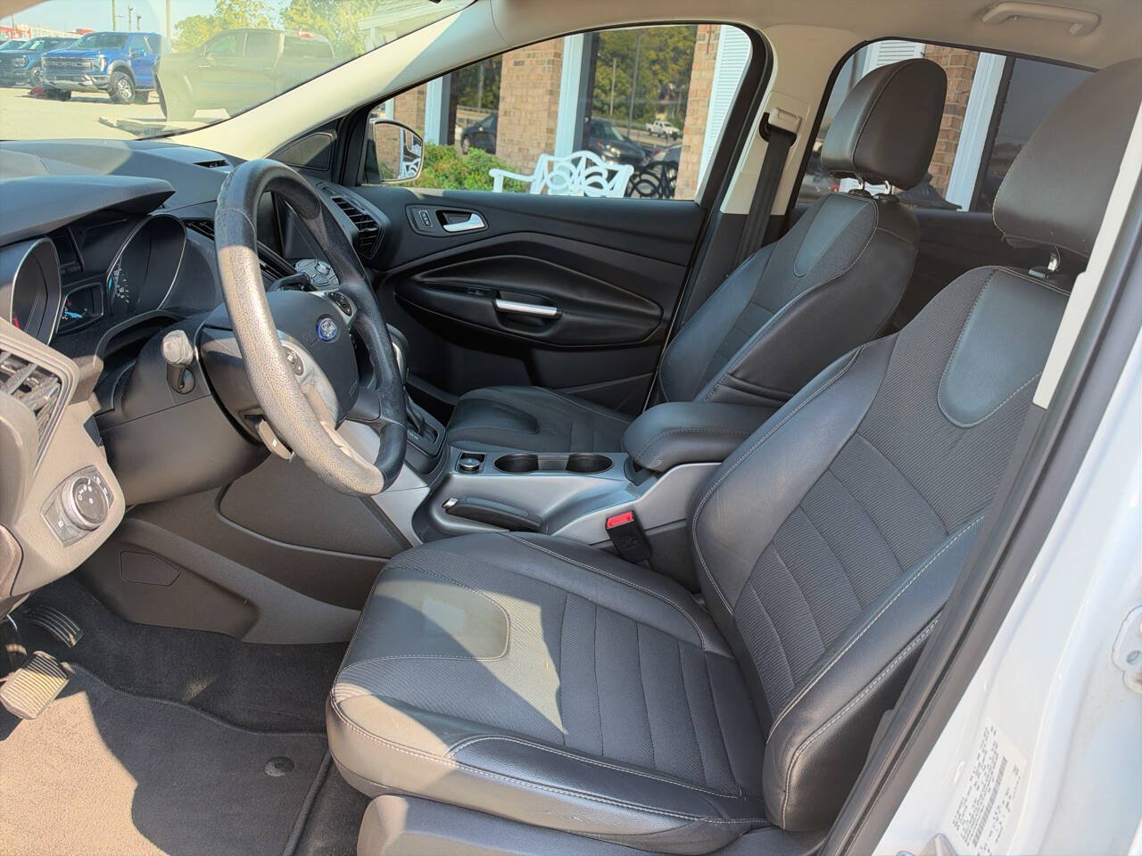 Used 2015 Ford Escape SE w/ SE Chrome Package AWD/4WD image 16