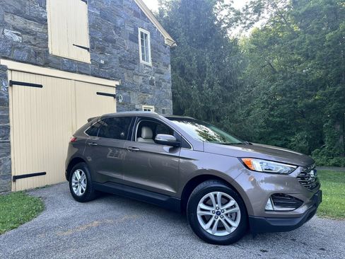 Used 2019 Ford Edge SEL w/ Equipment Group 201A AWD/4WD image 28