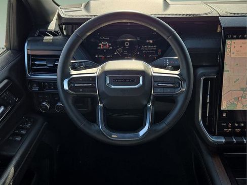 Used 2025 GMC Yukon Denali image 20