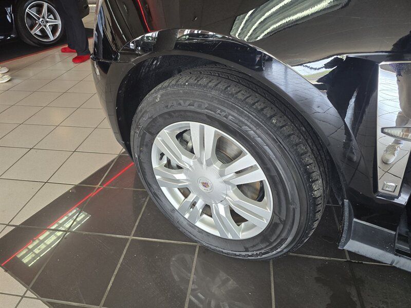 Used 2010 Cadillac SRX 2WD image 18