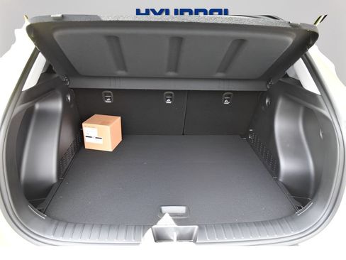New 2026 Hyundai Kona SEL Sport FWD image 13