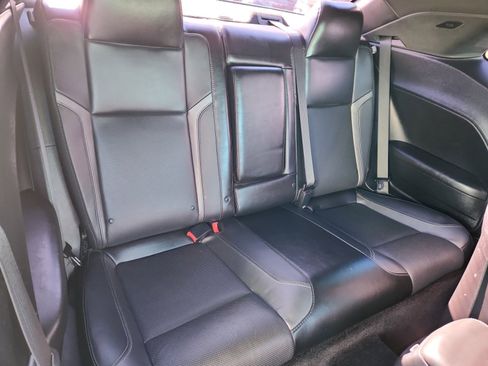 Used 2018 Dodge Challenger GT w/ Driver Convenience Group image 18