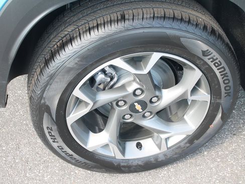 New 2026 Chevrolet Trax LT w/ Driver Confidence Package image 29