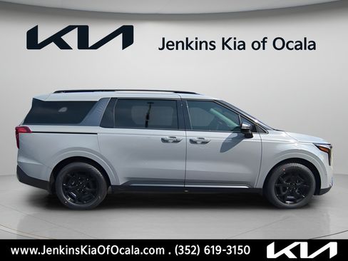 New 2026 Kia Carnival SX Prestige FWD image 2
