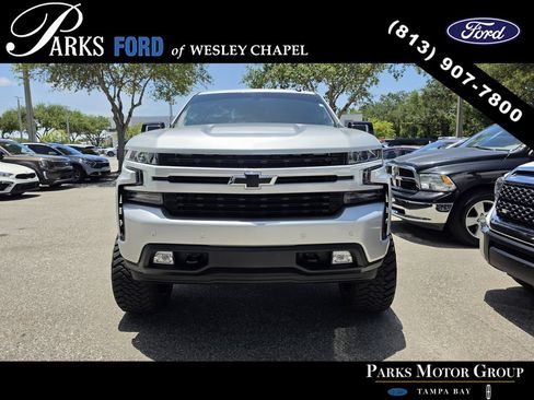 Used 2019 Chevrolet Silverado 1500 RST AWD/4WD image 3