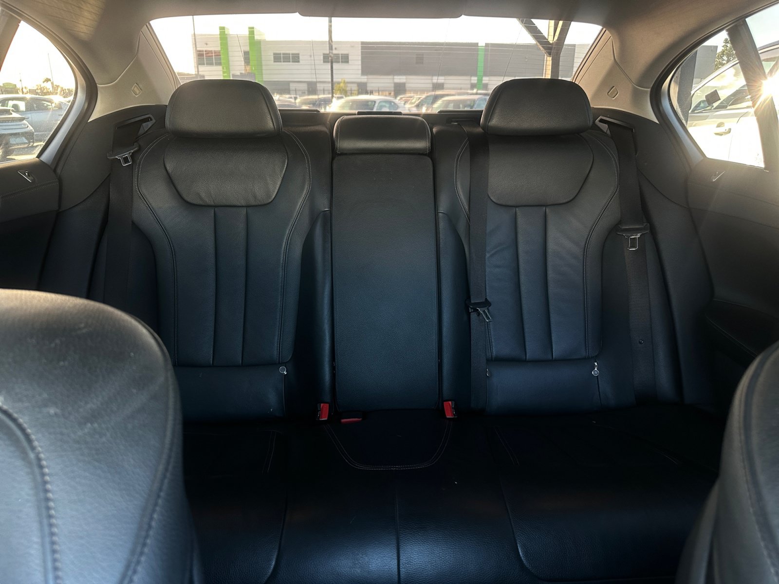 Used 2021 BMW 740i RWD image 25