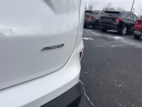 Used 2024 Ford Edge SEL w/ Convenience Package image 11