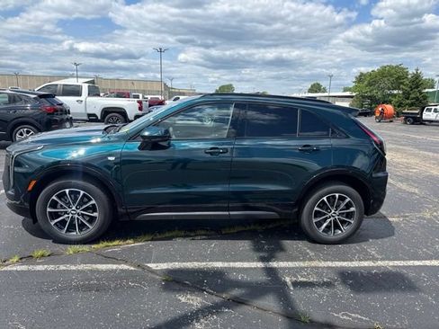 Used 2024 Cadillac XT4 Sport AWD/4WD image 2