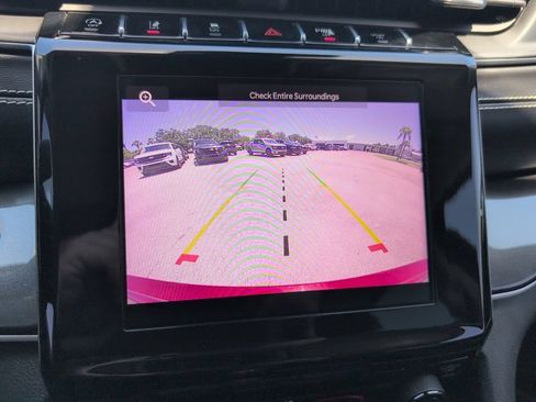Used 2023 Jeep Grand Cherokee Laredo RWD image 17