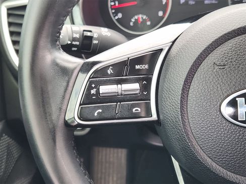 Used 2021 Kia Seltos EX image 28