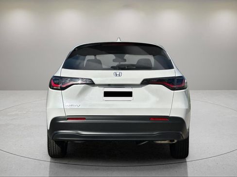 New 2027 Honda HR-V LX image 6