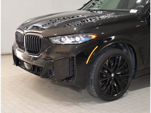 Used 2025 BMW X5 sDrive40i w/ M Sport Package RWD image 2