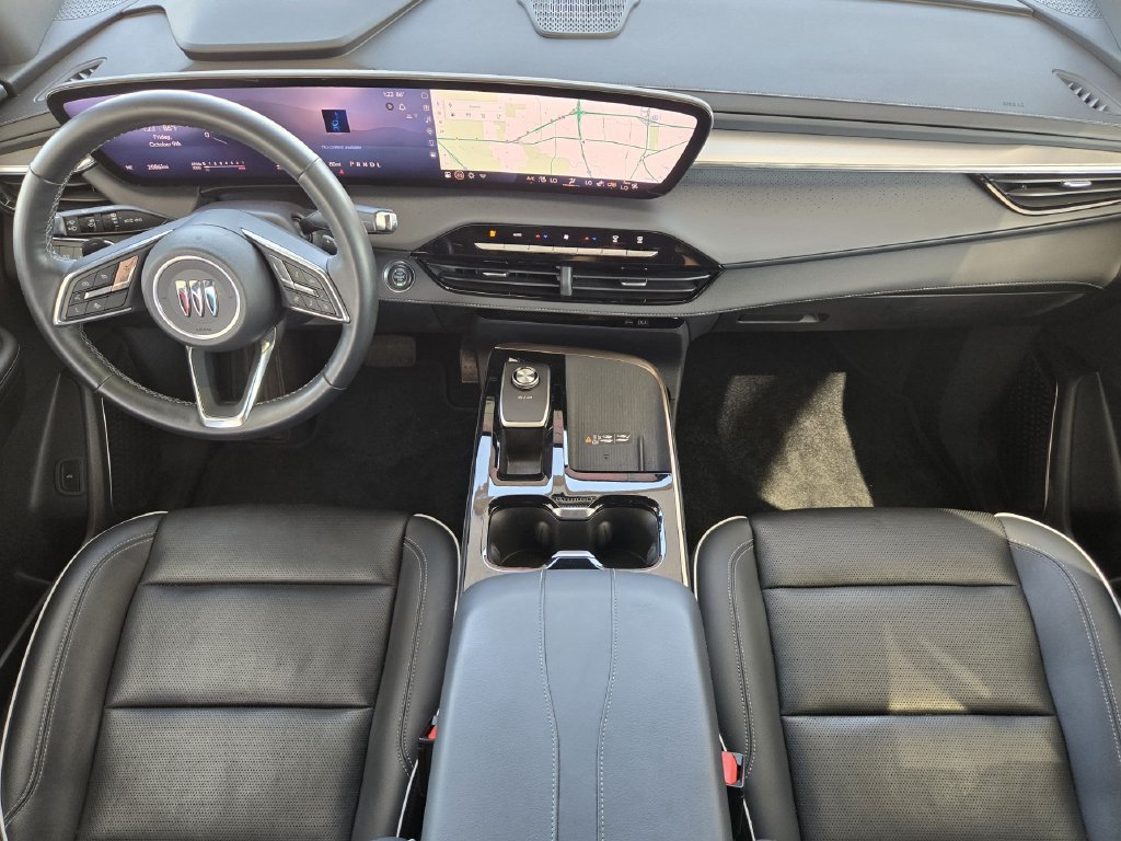 Used 2025 Buick Enclave Avenir w/ Trailering Package, 5000 lbs. FWD image 25